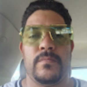 Meet your Posher, Luis